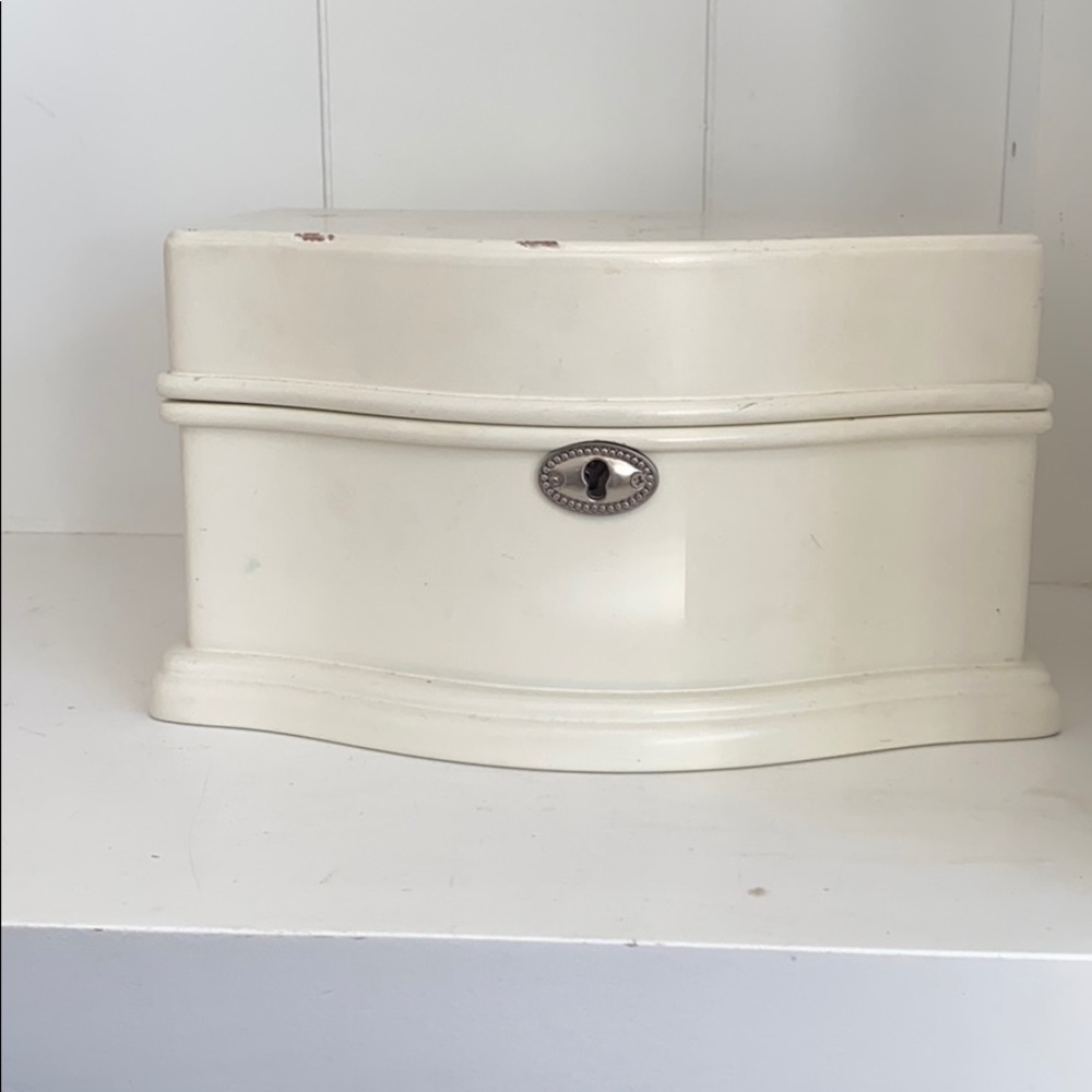 Pottery barn jewelry box
